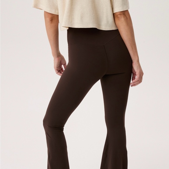 Aerie Real Me High Waisted Crossover Flare Legging (size M regular) - Picture 2 of 5